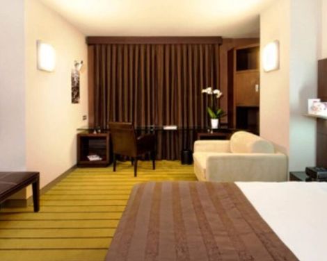 Point Hotel Taksim-3