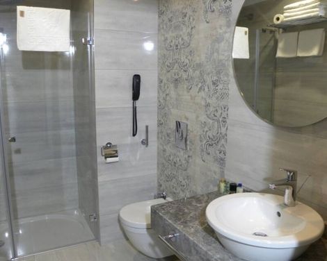 Blue Marlin Deluxe Spa & Resort
