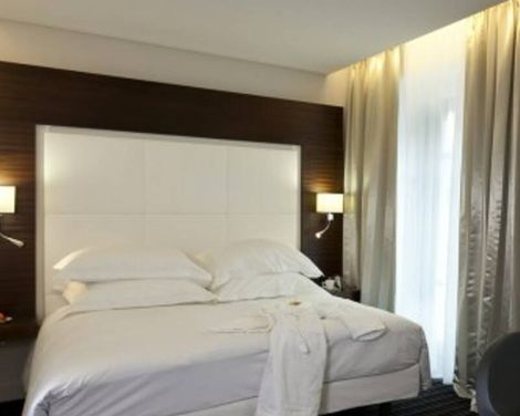 Hotel 64 Nice-2