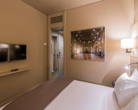 Hotel Dom Henrique Downtown-3