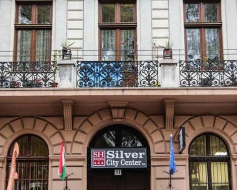 Silver Budapest City Center-3
