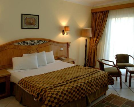 Regency Plaza Aqua Park & Spa Resort