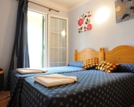 Apartaments Maribel Menorca-1