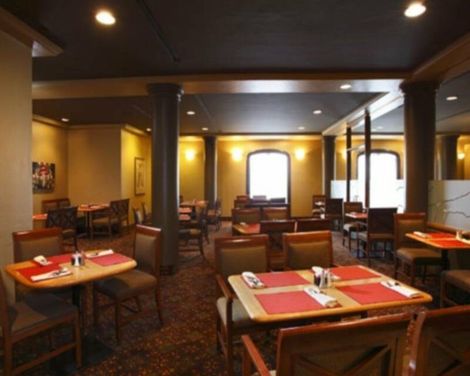 Best Western Premier Calgary Plaza Hotel & Conference Centre-3