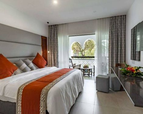 Southern Palms Beach Resort