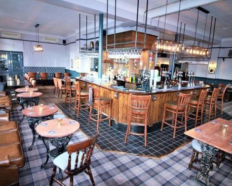Summerfield Pub & Boutique Rooms