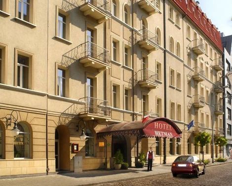 Hotel Hetman-1