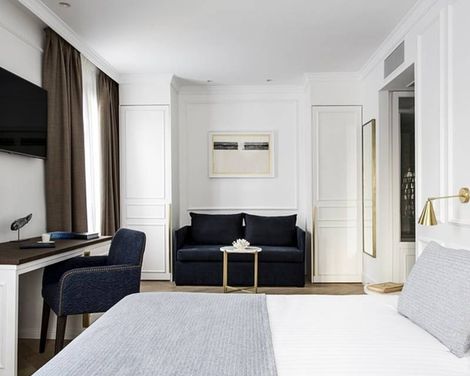 Hotel Midmost