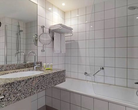 Courtyard Düsseldorf Hafen-0