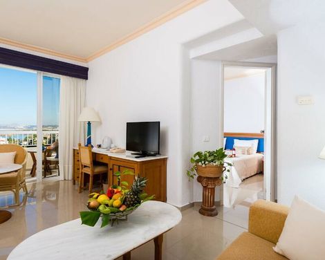 Leptos Panorama Hotel-1