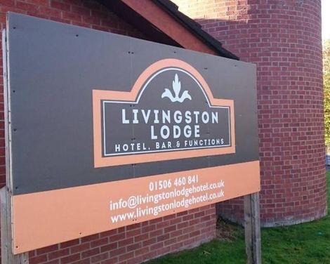 Livingston Lodge Hotel