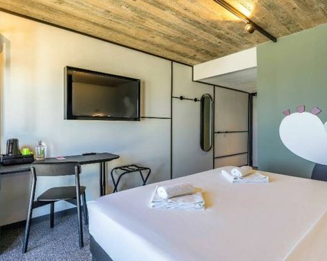 ibis Styles ST Pauls Bay Malta-0
