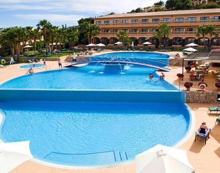 Mon Port inkl. Mietwagen