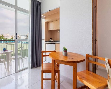 Aparthotel Vibra Bay-0