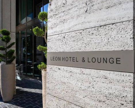 Leon Hotel & Lounge