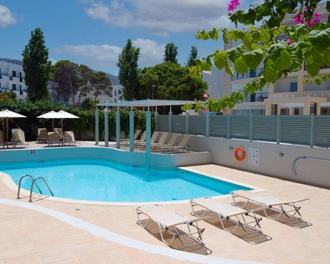 Alia Beach Hotel