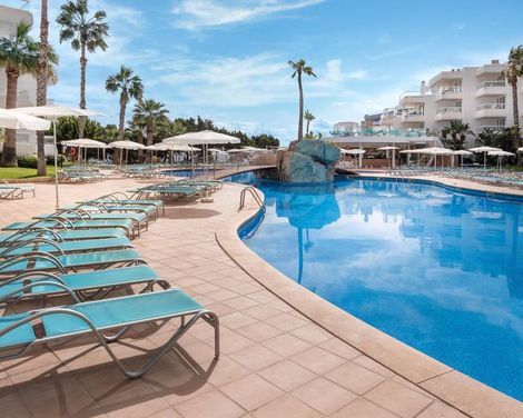 Tropic Garden Hotel & Apartments