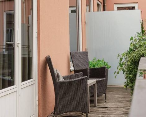 Home Hotel Folketeateret