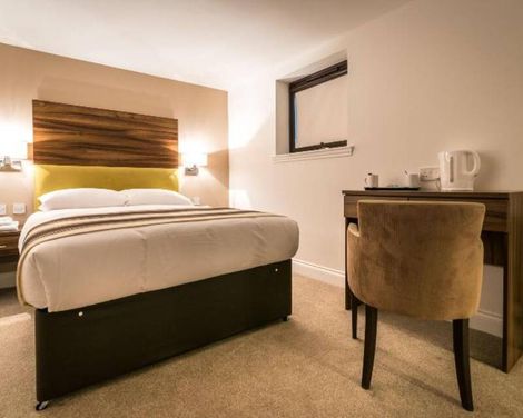 Livingston Lodge Hotel