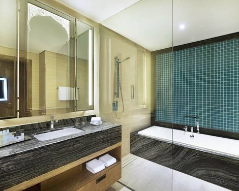 DoubleTree by Hilton Resort & Spa Marjan Island-3