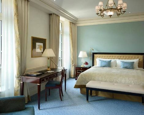 Shangri-La Paris