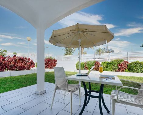 Bungalows Adonis