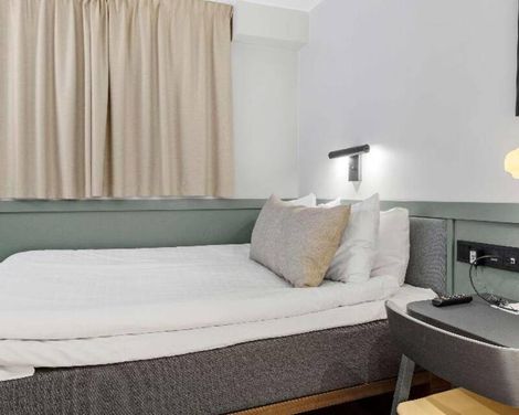 Best Western Hotel at 108