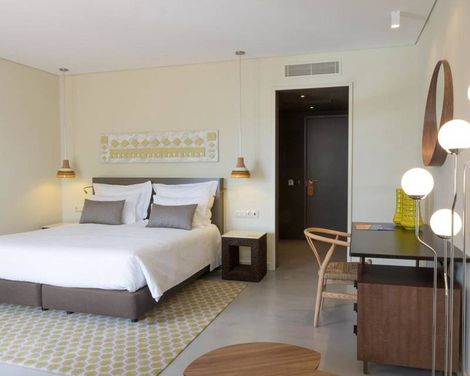 Ozadi Tavira Hotel