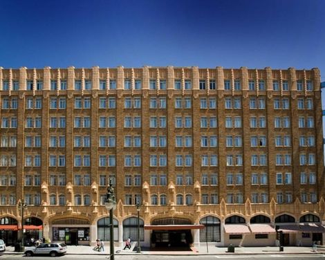 The Pickwick Hotel