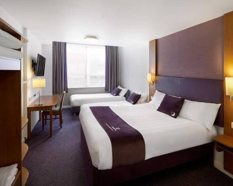 Premier Inn Manchester Airport (M56/J6) Runger Lane North