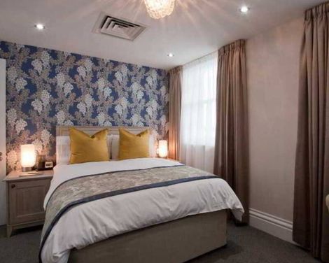 W12 Rooms