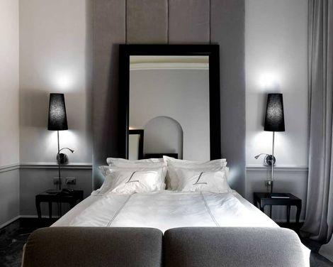 Leon's Place Hotel