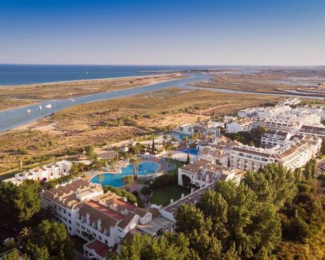 Golden Club Cabanas