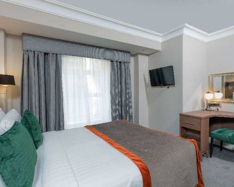 The Fleet Street Hotel