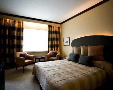 Cinnamon Lakeside Colombo 