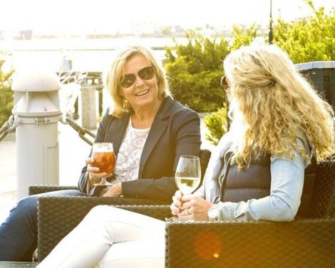 Dockyard Hotel