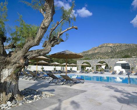 Coriva Beach Hotel & Bungalows