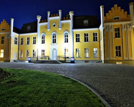 Quadrille Hotel & Spa