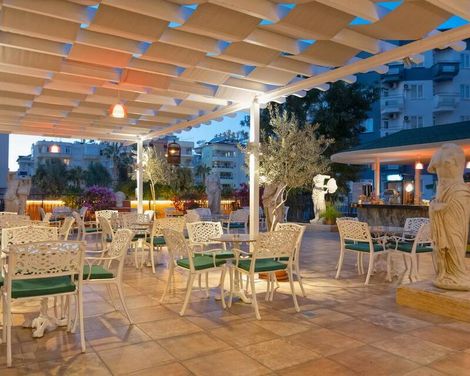 Antique Roman Palace Museum Hotel