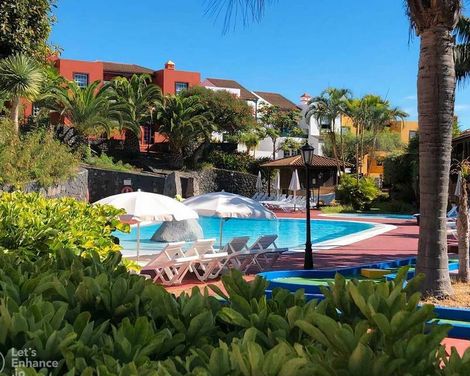 Apartamentos Oasis San Antonio