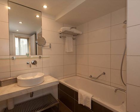 B-aparthotel Grand Place-3