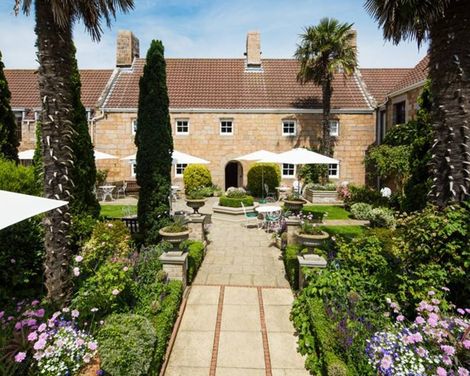 Greenhills Country House Hotel & Restaurant-2
