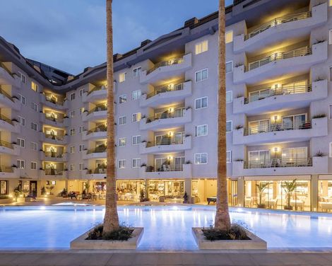 AQUA Hotel The Breeze & Spa