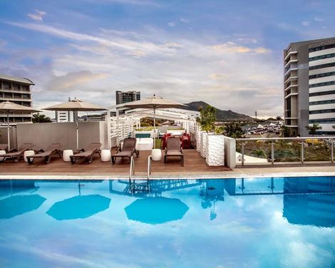 Hennessy Park Hotel