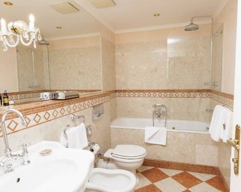 Alchymist Grand Hotel & Spa-3