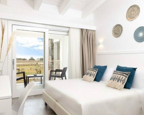 S'Arena Beach Oasis Hotel