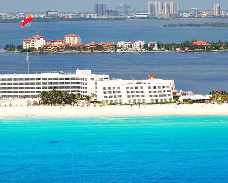 Flamingo Cancun Resort