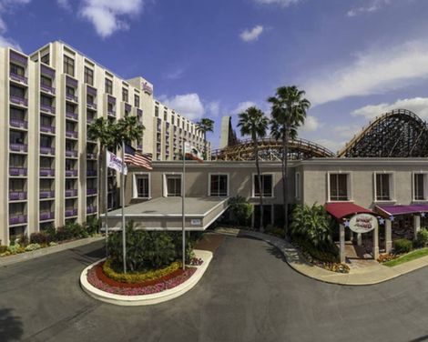 Knott's Berry Farm Hotel-1