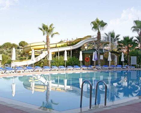 Royal Atlantis Beach