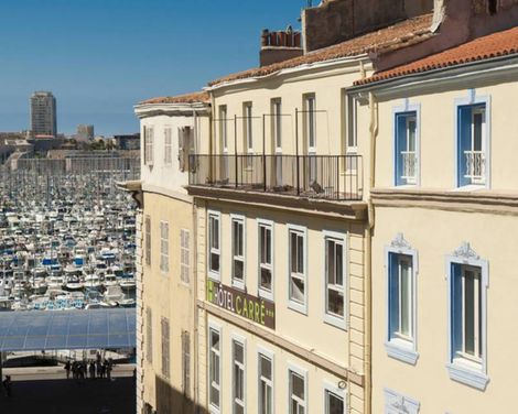 Carré Vieux Port-1